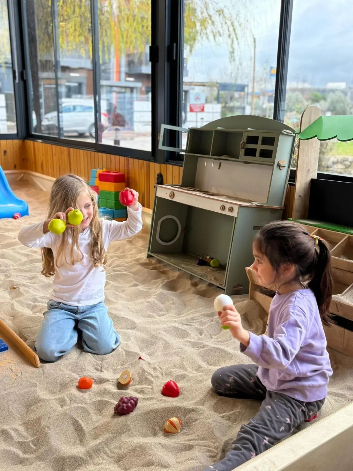 Cingöz Kids şubelerinden oyun ve öğrenme anı